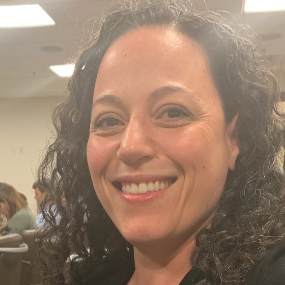 Meet your Posher, Sofya - Picture 2 of 2